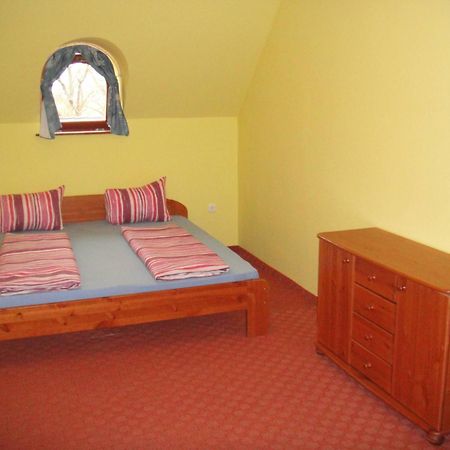 Varju Fogado Tapolca Bed & Breakfast エクステリア 写真
